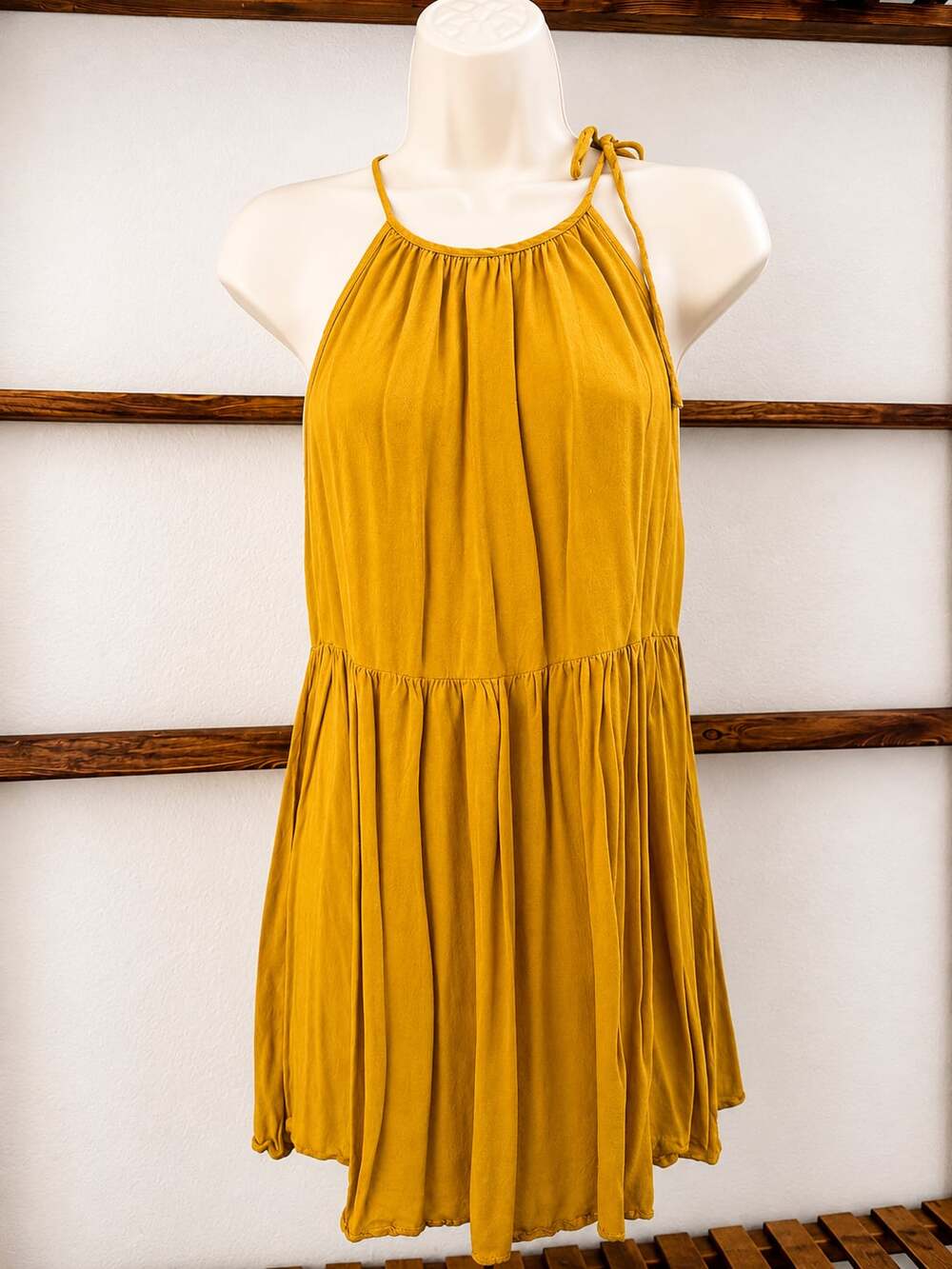 Wild Blue by Sadie Robertson Mustard Yellow Halter Neck Tiered Mini Dress Size S